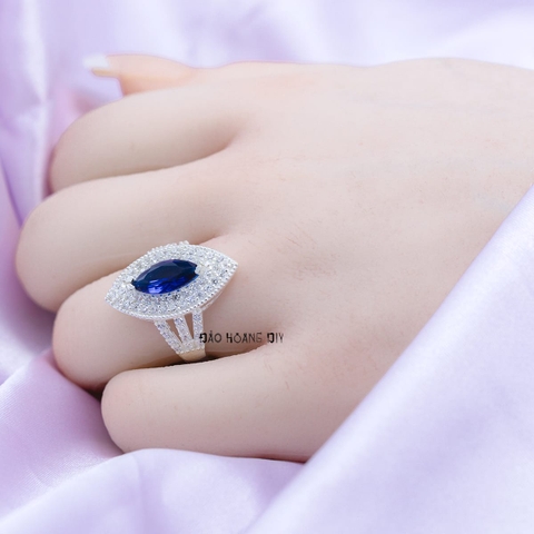 Nhẫn Bạc Nữ Phong Thủy Đá Xanh Dương N2409050023