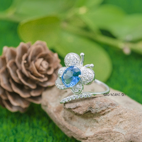 Nhẫn Bạc Nữ Phong Thủy Đá Xanh Dương Hình Cánh Bướm N2409060006