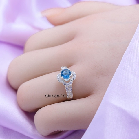 Nhẫn Bạc Nữ Phong Thủy Đá Xanh Dương N2409050024