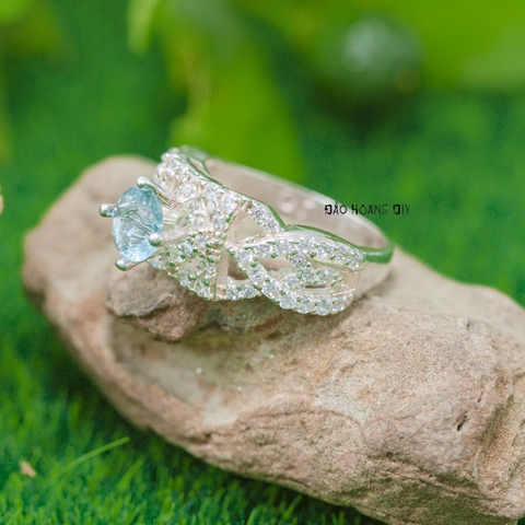 Nhẫn Bạc Nữ Phong Thủy Đá Xanh Dương N2409060010