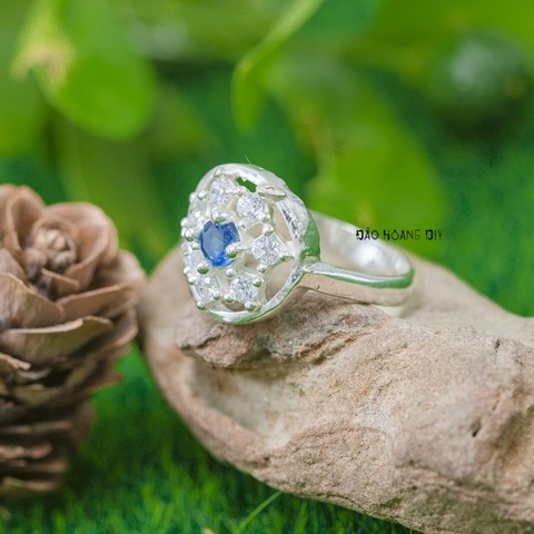 Nhẫn Bạc Nữ Phong Thủy Đá Xanh Dương N2409060002