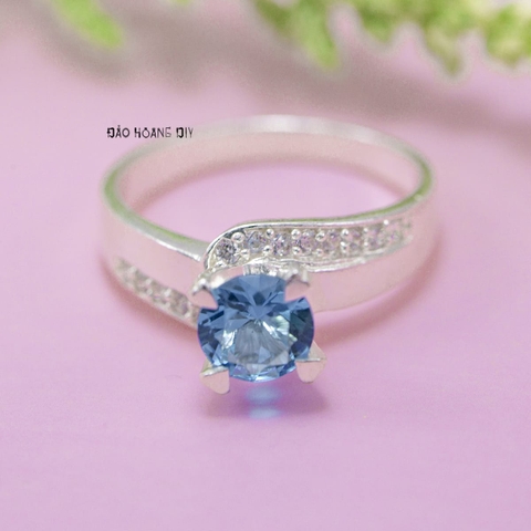 Nhẫn Bạc Nữ Phong Thủy Đá Xanh Dương N2409050031