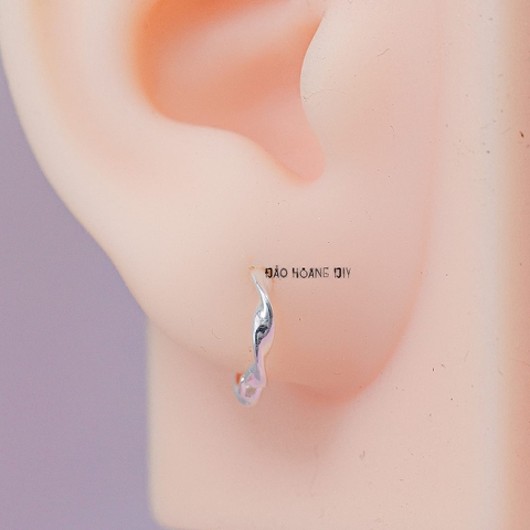 Bông Tai Bạc S925 Cho Bé Khong Tròn Dạng Sợi Xoắn Đơn Giản Dễ Thương H2410280003