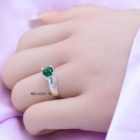 Nhẫn Bạc Nữ Phong Thủy Đá Xanh Ngọc N2409050019