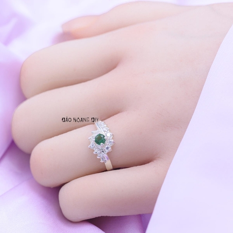 Nhẫn Bạc Nữ Phong Thủy Đá Xanh Ngọc N2409050016