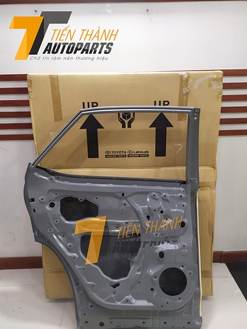 Cánh cửa sau Lexus RX300 2020-6700448190