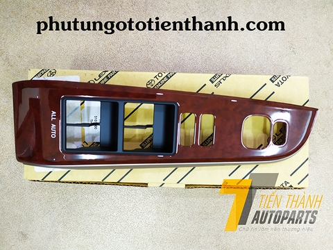 Ốp công tắc lên kính tổng Camry 2.5 2013