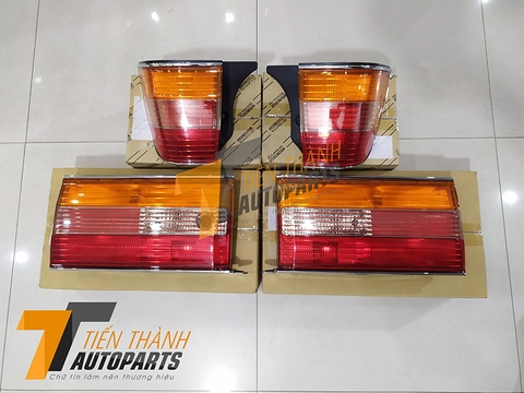 Đèn hậu trong Crown 3.0 1998