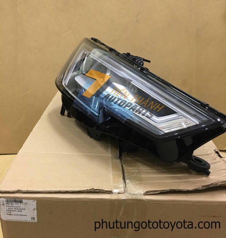 Đèn pha Audi A4 2.0 2016 (RH)