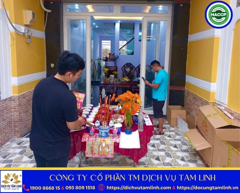 Mâm cúng về nhà mới VIP 3