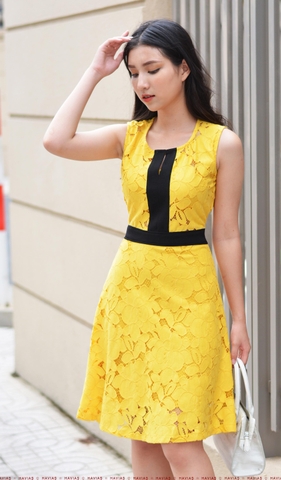 Flowering Mixed Black Yellow Sleeveless Dress