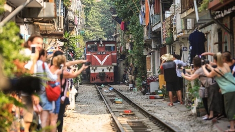 HANOI WALKING AND STREET FOOD TOUR