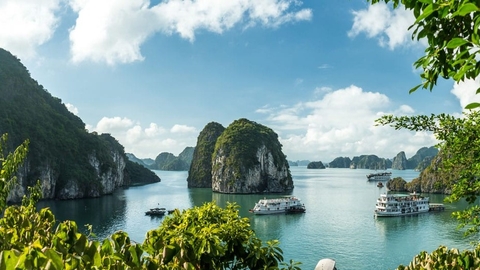 16 DAYS – FULL EMOTIONAL VIETNAM REGIONS (V16)