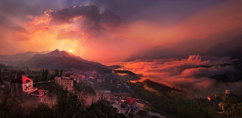 SAPA - THE TOWN IN FOG