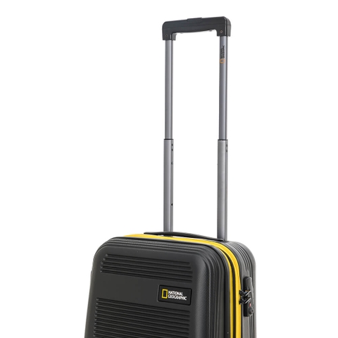 Vali National Geographic N137HA-01-06