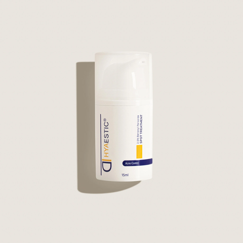 Gel hỗ trợ trị mụn sưng viêm Hyaestic Spot Treatment 2.5% Benzoyl Peroxide 15ml