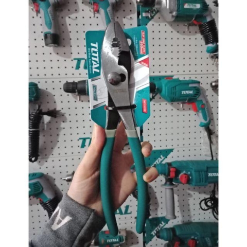 Kìm mũi trượt 2 lỗ Total THT118062 chính hãng