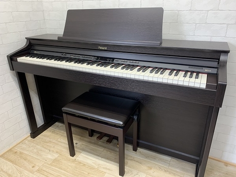 Piano Roland HP 305