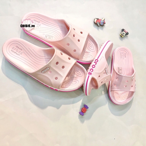 Dép cá sấu Crocs trẻ em Baya quai ngang màu hồng nhạt - tặng 6 nút sticker