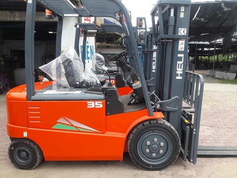 xe nâng điện 3.5 tấn