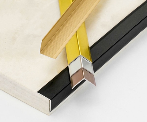 Phan phoi nep V nhom trang tri