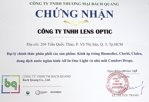 Nước ngâm rửa lens 360ml All In One Light, nước rửa kính áp tròng cho mắt nhạy cảm - Lens Optic