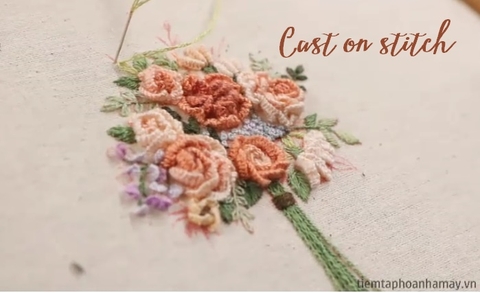 Ứng dụng mũi Cast on stitch thêu bó hoa (có mẫu in)