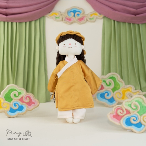 Set Búp bê trang phục phong cách Áo Giao Lĩnh vàng và mấn