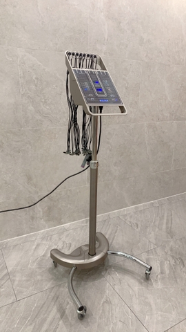 Máy uốn tóc setting 32  trục 1 lỗ BESTA