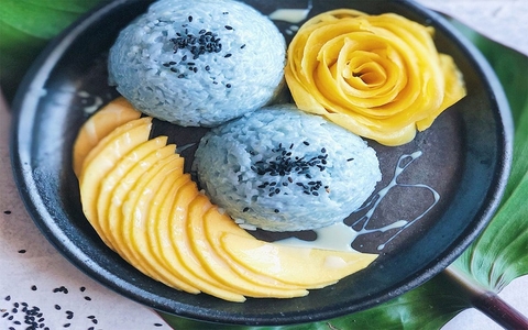 Làm Xôi Hoa Đậu Biếc có khó không? Để Út Thiện giúp bạn!