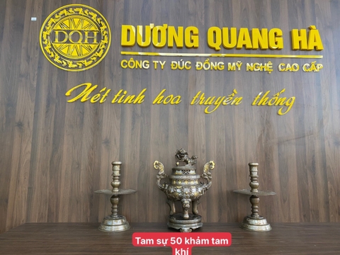 BỘ ĐỈNH THỜ KHẢM TAM KHÍ