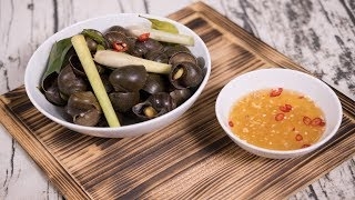 Bí quyết luộc ốc sạch giòn, thơm chanh sả