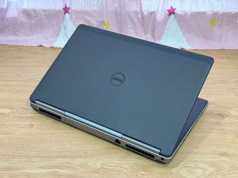 Laptop Dell Precision 7720 - Core i7-7700HQ - RAM 32GB - SSD 512GB - M1200 - 17.3 FHD IPS