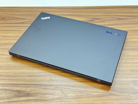 Laptop Lenovo ThinkPad T450 - Core i5-5200U - RAM 4GB - SSD 120GB - 14.0 FHD