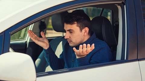 Cách kiểm tra xe ô tô để an toàn khi lái xe