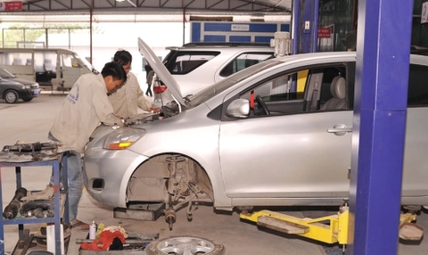 Garage ô tô truyền thống cùng với những thách thức để tồn tại và phát triển