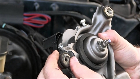 HƯỚNG DẪN KIỂM TRA CHẨN ĐOÁN TRIỆU CHỨNG HƯ HỎNG CẦN GẠT NƯỚC VÀ PHUN NƯỚC RỬA KÍNH