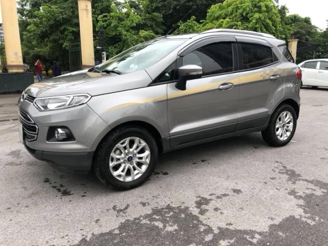 Có nên mua xe Ford Ecosport 1.5 AT 2015