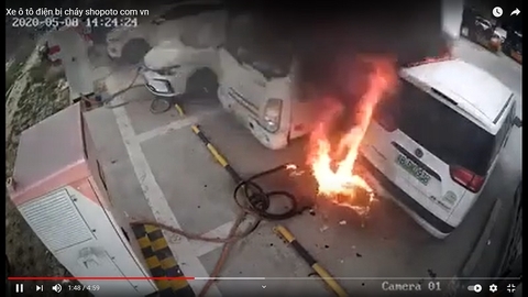 Video xe ô tô điện bị cháy - Nỗi lo người của người mua xe