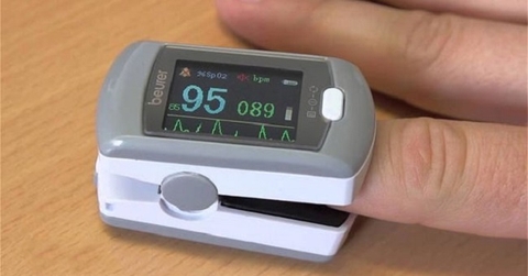 Tại sao cần thường xuyên theo dõi chỉ số SPO2 ( nồng độ oxy trong máu )?