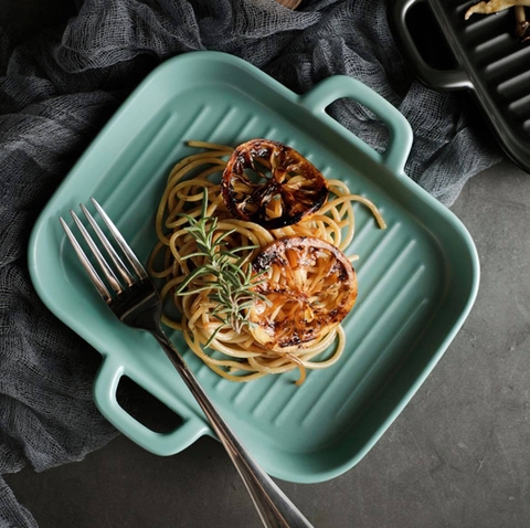 Dĩa gốm sứ hình chảo vuông