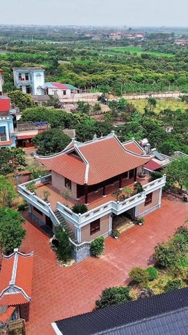 TÍN NGƯỠNG DÂN GIAN VÀ Ý NGHĨA CỦA GẠCH NGÓI MÀU ĐỎ TRONG ĐÌNH, CHÙA