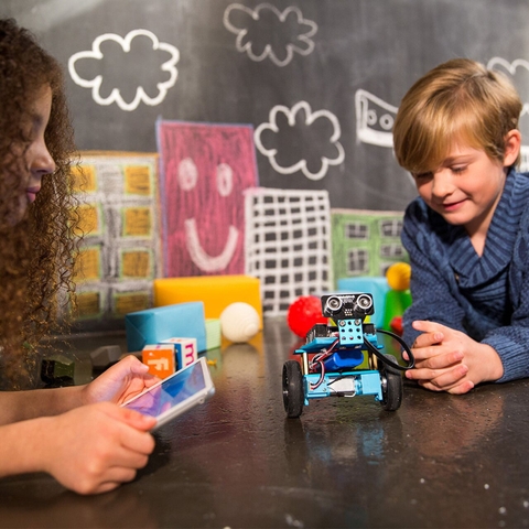 Top đồ chơi giáo dục và phát triển trí tuệ được ưa chuộng hiện nay