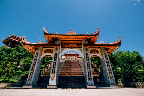 Hà Nội - Thiền Viện Giác Tâm - Cửa ông - Cửa Suốt - Hạ Long - Yên Tử