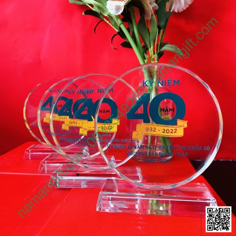 ky-niem-chuong-pha-le-in-theo-yeu-cau