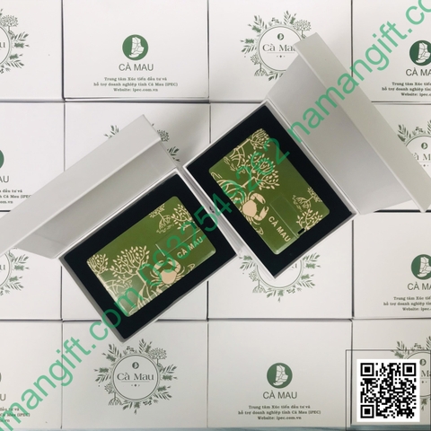 san-xuat-usb-the-card-va-hop-giay-lam-qua-tang