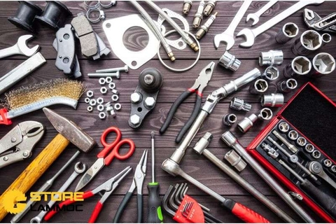 15 Công Cụ Cần Thiết Để Bắt Đầu Sửa Xe Hơi