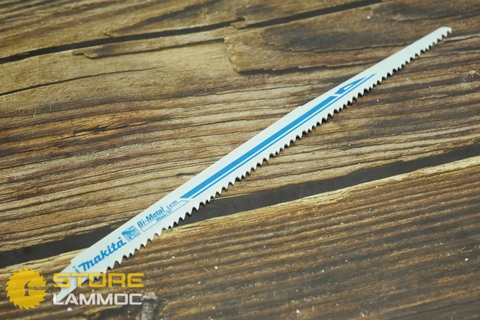 Lưỡi cưa kiếm cắt gỗ có đinh Makita B-10637 dài 250mm