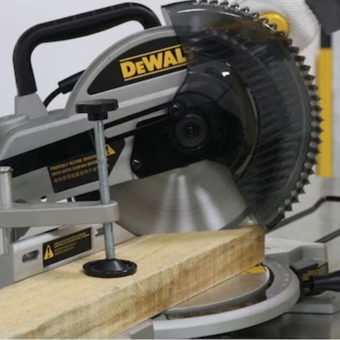 Máy cưa đa góc Dewalt DW714