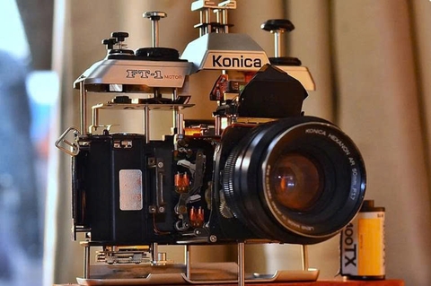 Máy ảnh cơ là gì? Nên chọn cơ hay kỹ thuật số cho người mới?